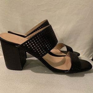Women’s sandal with block heel